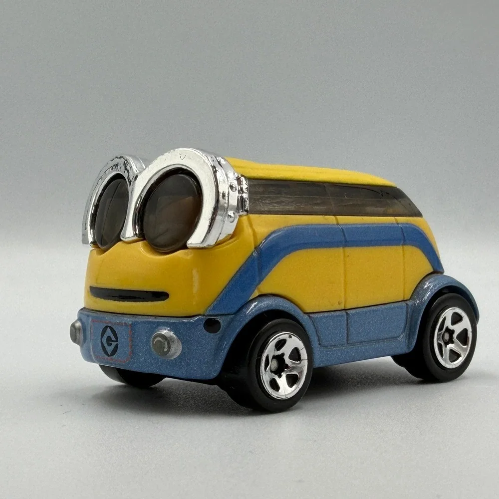 Hot Wheels Character Cars Minions 4 Different 1:64 Loose Lot